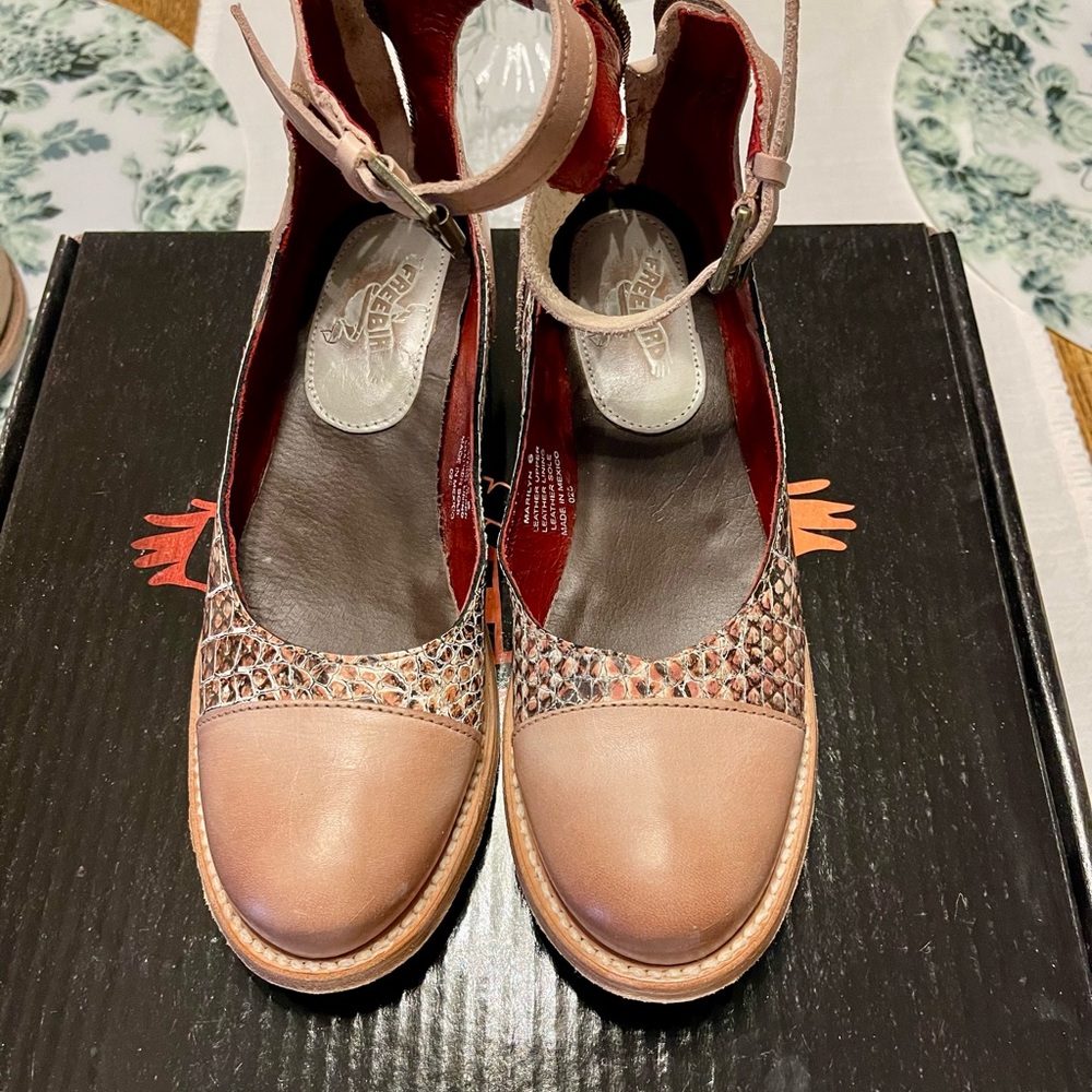 Freebird “MARILYN” in pink croc